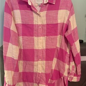 American Eagle Outfitters Pink and Cream Plaid Shirt NWT! 🩷🩷